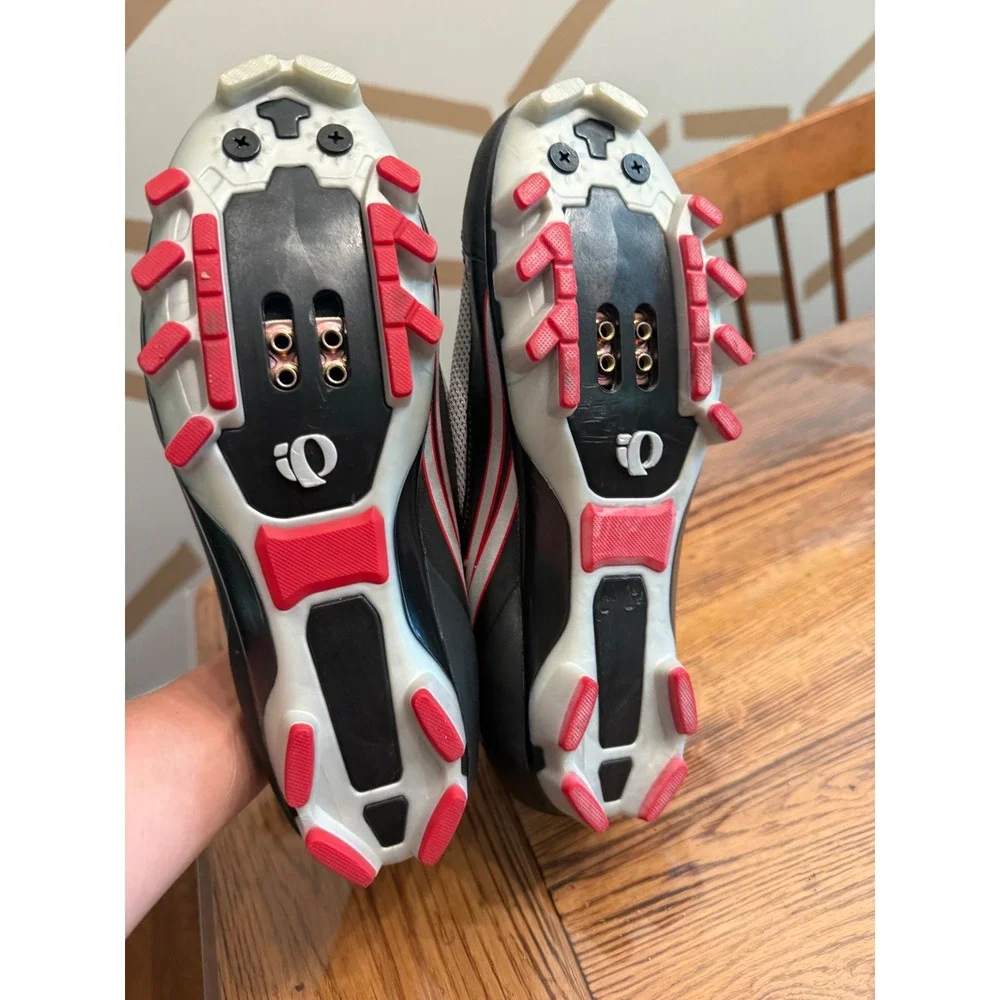 Pearl Izumi Cycling Shoes Womens 41 Black White Red Road Bike Spin Cleats